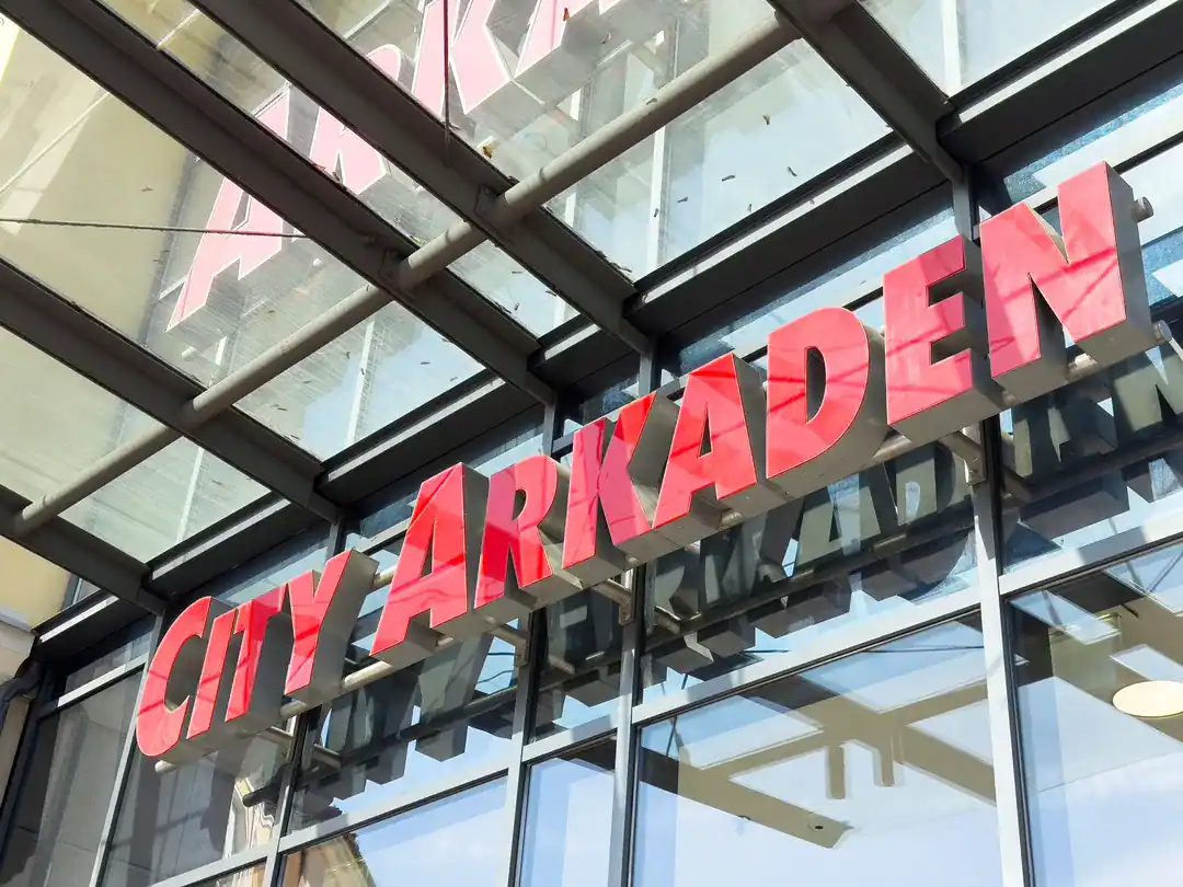 custom acrylic dimensional letters